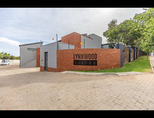 3 BEDROOM CLUSTER FOR SALE IN LYNNWOOD